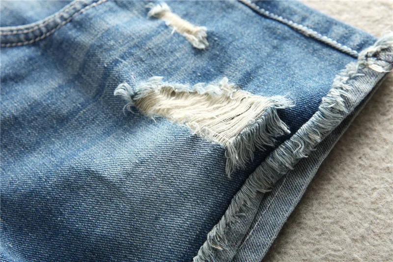 Pregnant women in spring and summer Denim Shorts Size Korean abdominal pants shorts shorts in summer 2016 new maternity women Pregnant women in spring and summer Denim Shorts Size Korean abdominal pants shorts shorts in summer 2016 new maternity women