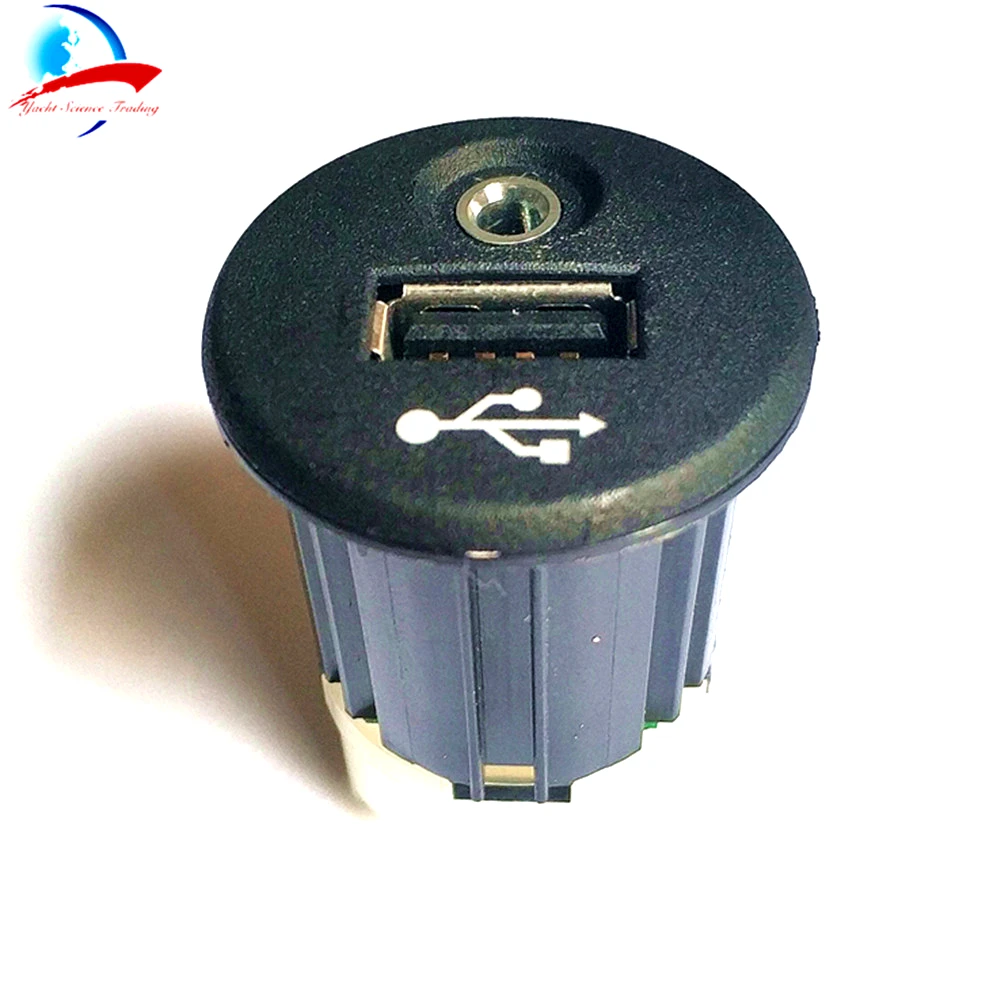 28023065 Car USB AUX Port Adapter Fit For GMCin Cables, Adapters & Sockets from Automobiles