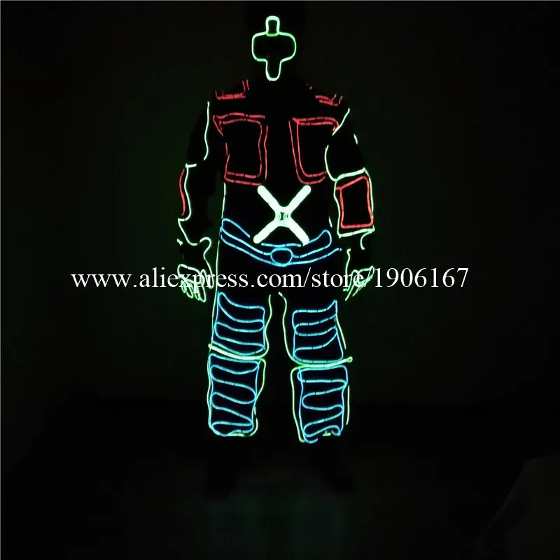 El wire costumes01