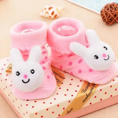 Caratala/хлопковые носки для маленьких мальчиков и девочек от 0 до 24 лет Резиновые Нескользящие носки-тапочки с рисунками из мультфильмов, модные носки для малышей - Цвет: 18 wei xiao tuzi