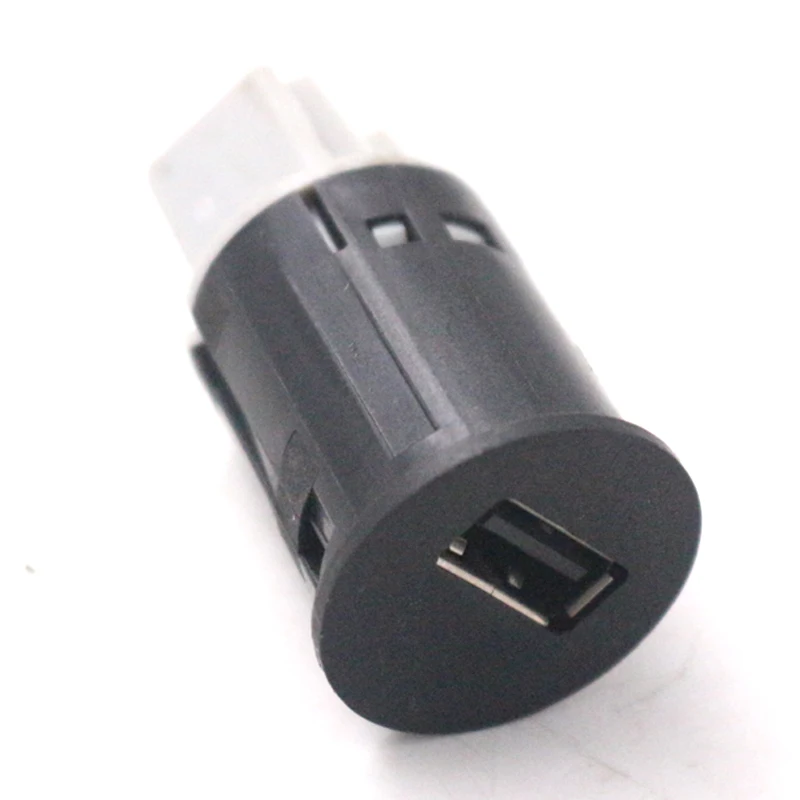 

New SUV USB Port Socket Fits For 2010-2014 Chevrolet GMC Cadillac Truck 20944422