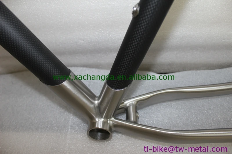 Титановая велосипедная Рама с внутренней кабиной; e routing, китайские титановые велосипедные рамы с углеродными частями, титановая углеродная смешанная рама