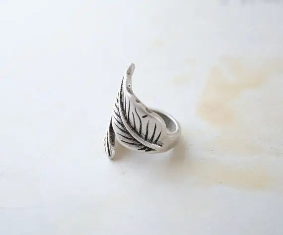 Kinitial 1PCS Adjustable Wide leaf Ring Boho Bague Antique Silver leaf Ring Leaves Rings for Women Fashionable Knuckle Jewelry