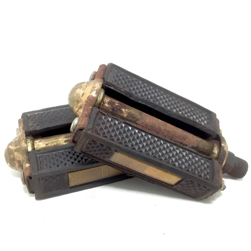 

Q035 retro bike riding supplies vintage pedal / traditional old-fashioned pedal (copper) 26-inch / 28-inch bicycle accessories
