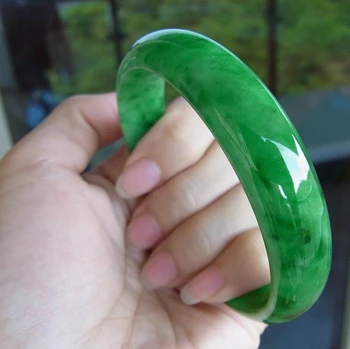 

green goods stone bracelet, too Send the certificate