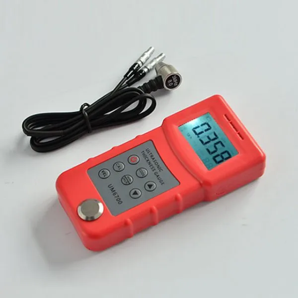 UM6700