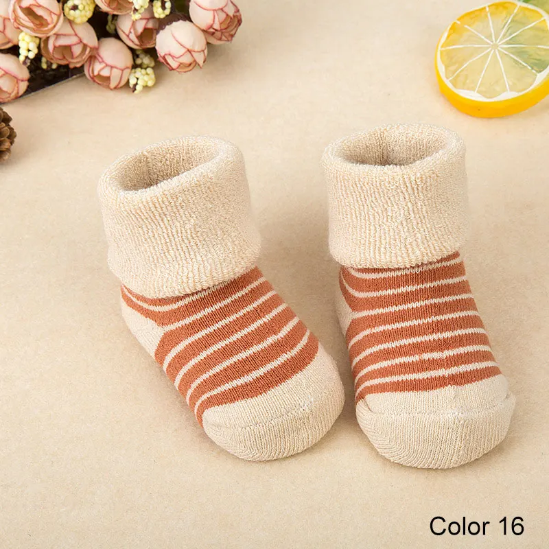 REAKIDS/Детские хлопковые носки для новорожденных девочек и мальчиков; сезон зима-осень; теплые махровые тапочки в полоску для малышей; новые брендовые Детские носки в горошек со звездами - Цвет: P