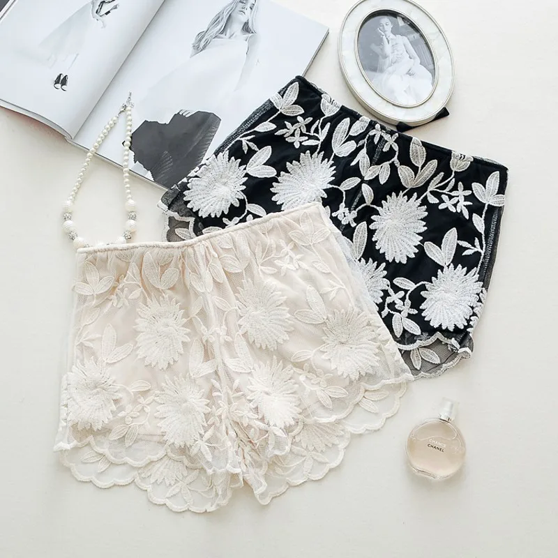 

Summer Plus Size Crochet Lace Chiffon Fabric Shorts Women Elastic Waisted Micro Style Flower Mini Short Mujer Beach Hotpants