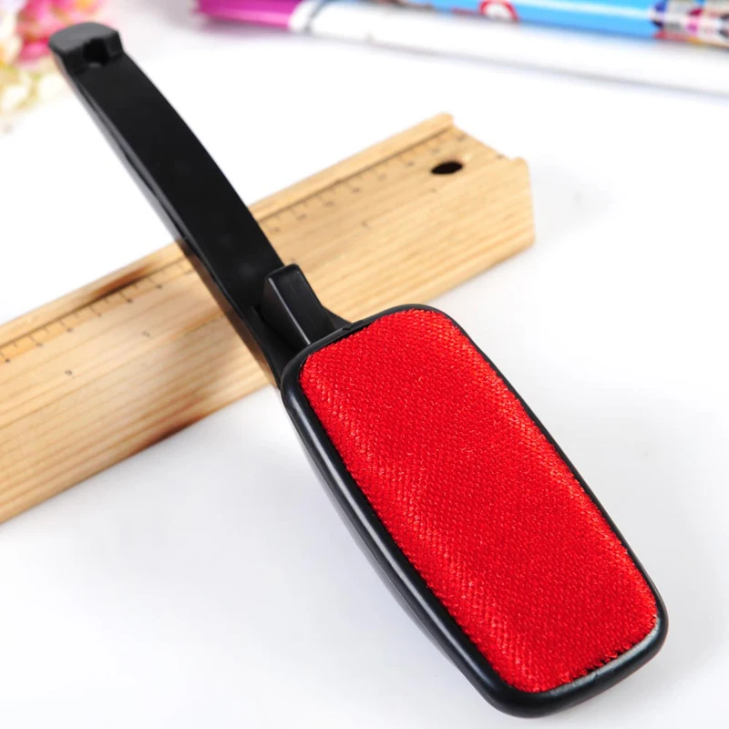 

rotatable static dry scrubbing brush Creative electrostatic dry cleaning brush dust brush can be rotated