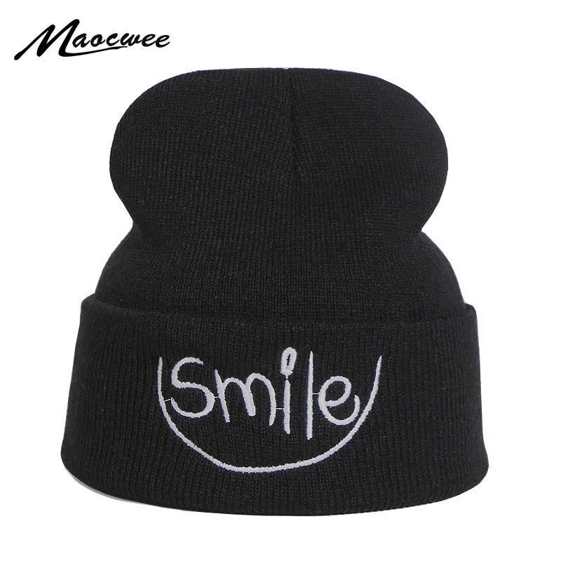 

women's Spring and Autumn solid color Hedging cap smile embroidery English Innocent cap Keep warm casual bean bean hat men's