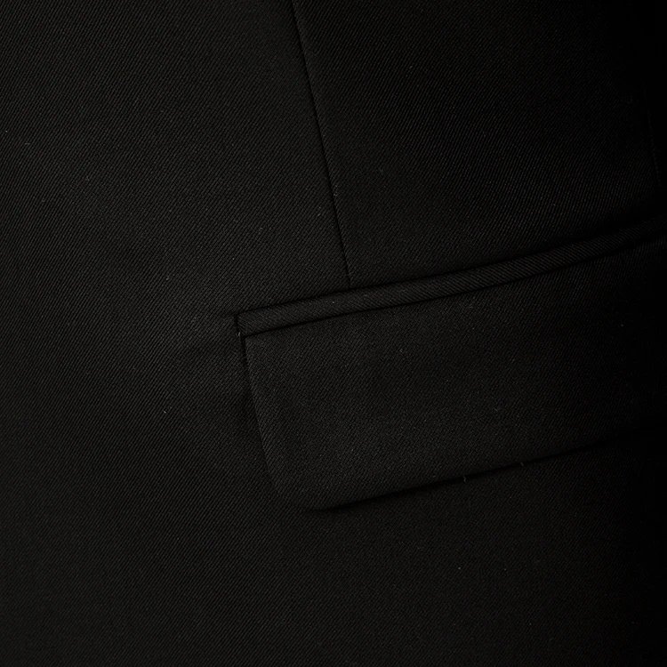 F46A0225