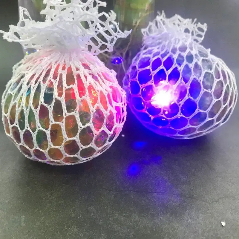 

1 pcs Funny Flash toys Kid Antistress Mesh Ball Grape Squeeze Toy Gag Gift Novelty in Stress Vent Decompress Toys Gags gift