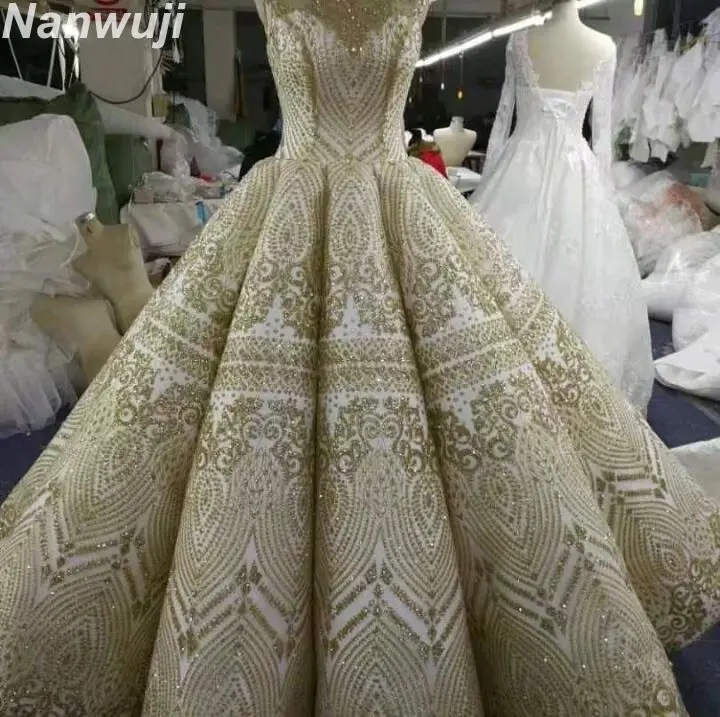 

Champagne High neck Long Slee Ball Gown Bling Bling Luxury Muslim Wedding dress long Sadi Arabic Brial gown