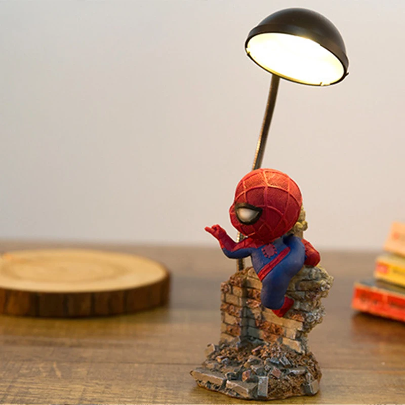 

Figure Anime Toys Spider Man with Light Toys ActionMavel Movie 18cm PVC Spider-man PVC Action Figure Collectible Model Toys