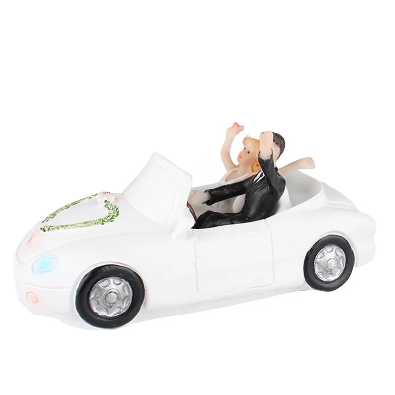 Funny Wedding Couple Cake Decoration Figurines Resin Home Decoration Ornaments Wedding Supplies Decoration Maison 40JY2803