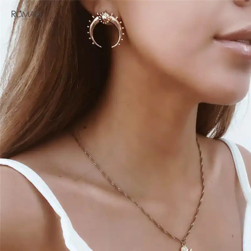 Простой минималистичный цвета: золотистый, серебристый Цвет луна серьги-гвоздики в виде полумесяца половина серьга в форме Луны серьги для ...