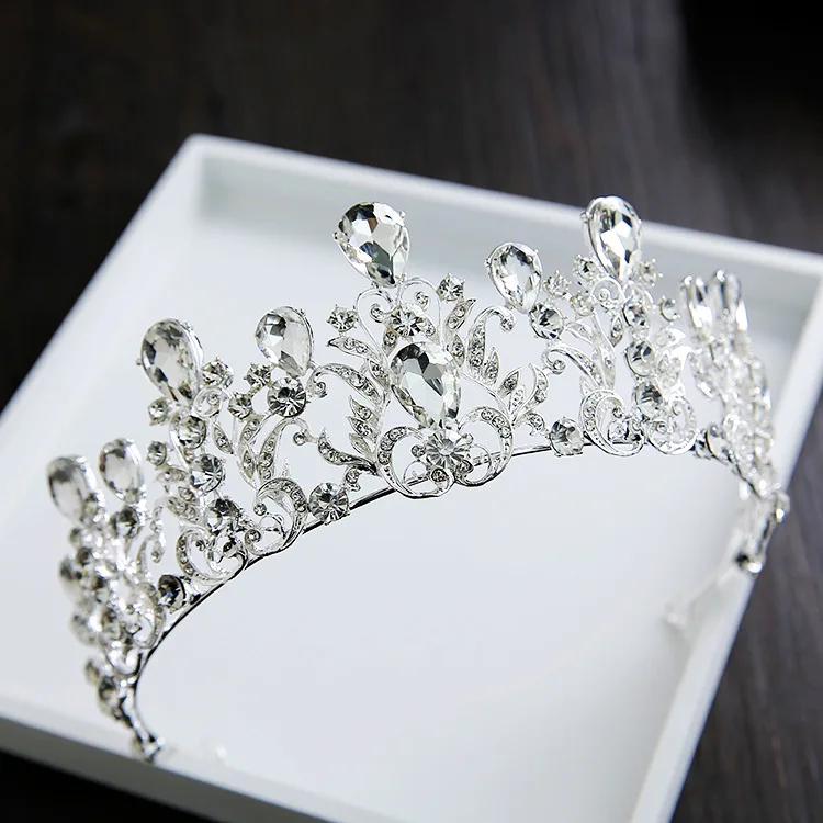 9282964932_1797408486