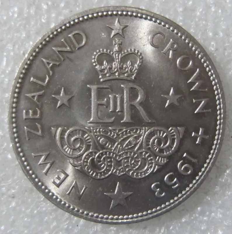 38mm New Zealand 1953 Coronation Of Queen Elizabeth II Commemorative