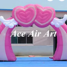 Изготовленная на заказ розовая надувная палатка Арка с летающим сердцем для украшения свадьбы
