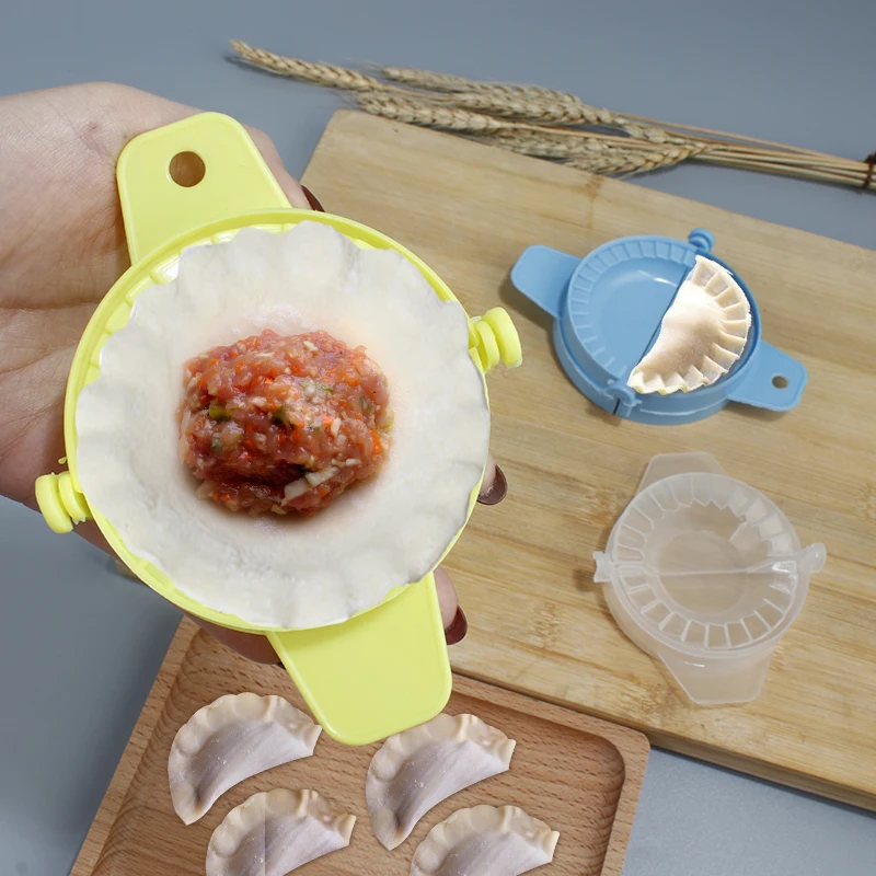 

1PC Dumpling Maker Molud Dough Press Dumpling Pie Ravioli Mould
