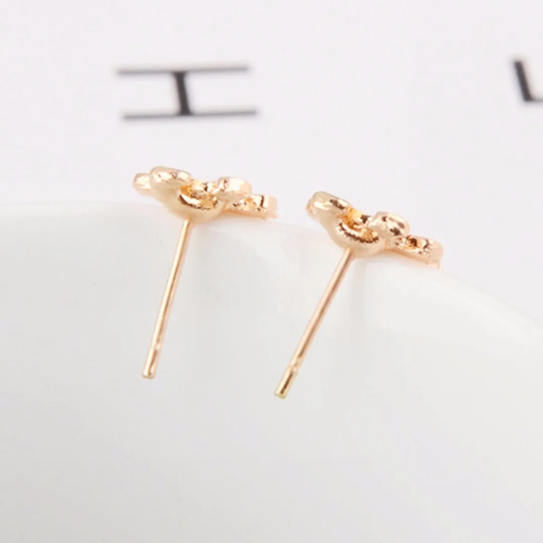1 Pair Alloy Gold Elk Deer Ear Stud Earrings Xmas Jewelry Christmas Gift