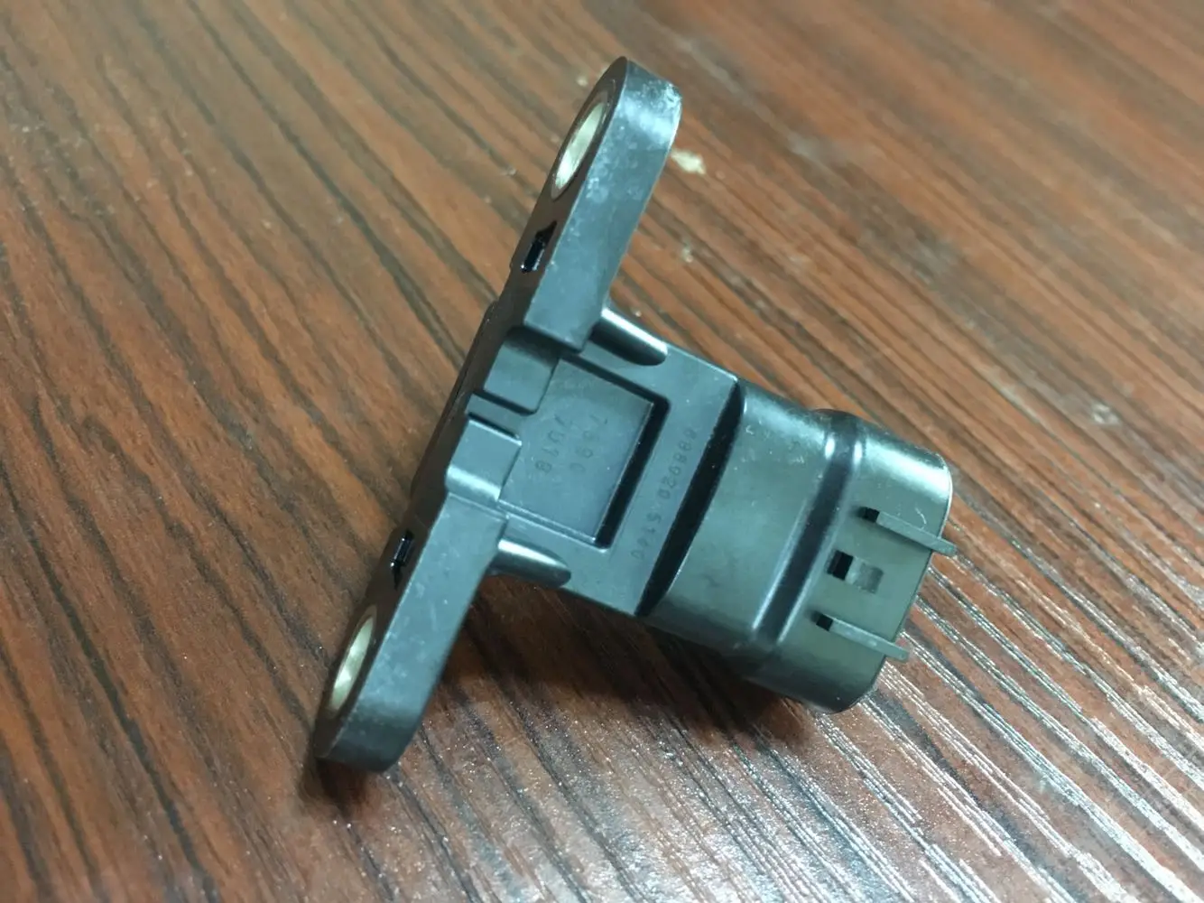 

Isuzu 700P FVR D-MAX 3.0 intake temperature intake pressure sensor