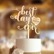 Деревянный лучший день когда-либо свадебный торт Топпер. Свадебный торт Топпер Mr Mrs и пользовательские фамилия выгравированы. Свадебный торт в стиле "рустик" фигурки жениха и невесты;