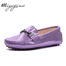 Женские лоферы из натуральной кожи; коллекция года; Дизайнерская обувь для женщин; дышащие мокасины; обувь для вождения без застежки; Повседневная модная обувь