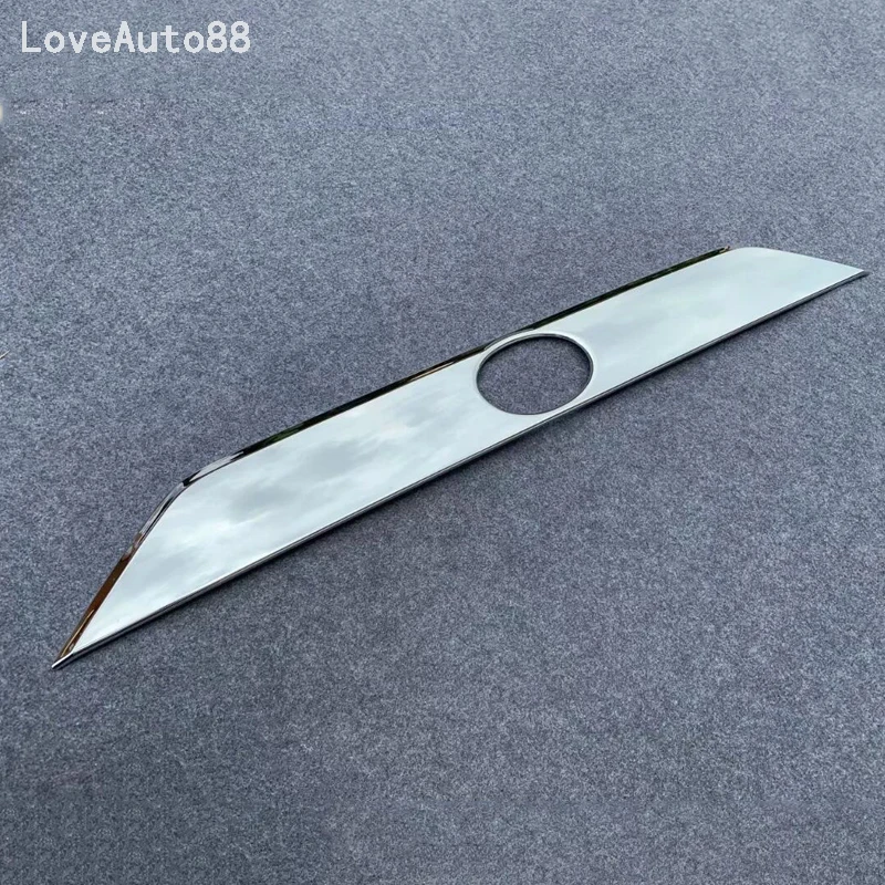 

High Quality Car ABS Chromed Rear Trunk Streamer Gate Trim For Toyota RAV4 2019 2020 Car Accessories External Decoration