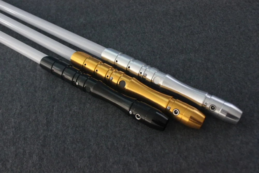 2018 New 1 Pcs Cosplay Lightsaber With Light Sound Led Red Green Blue Saber Laser Metal Sword Toys Birthday Star Kids Gifts Game (10)