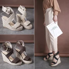 New Gladiator Women Sandals Peep Toe High Heels Black Button Thin heel Shoes Fashion Brown Black Pumps Sandals big girl shoes цена New Gladiator Women Sandals Peep Toe High Heels Black Button Thin heel Shoes Fashion Brown Black Pumps Sandals big girl shoes цены онлайн