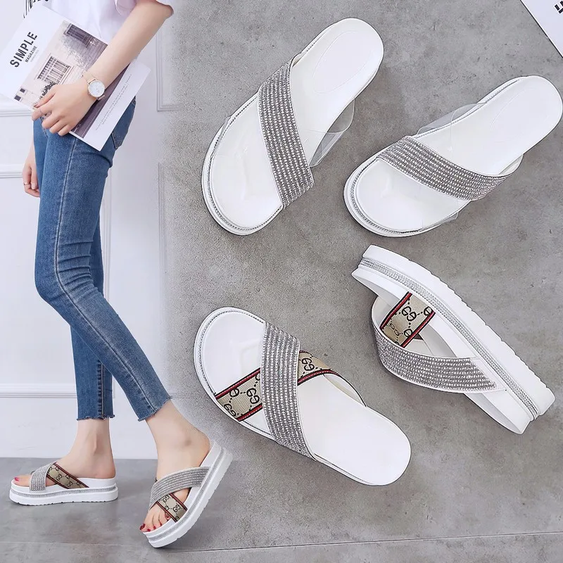 

Summer Women Bling Platform Slippers 2019 New Flat Comfortable Beach Flip Flops Transparent Fabric Wedge Sandals Slides Shoes