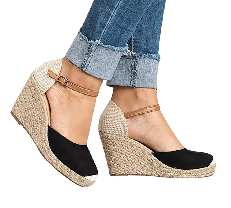 

2018 Hot Sale Women Beach Outdoor Sandals Breathable Wearable Slippers Light Big Shoes Size 35-43 Free Shipping