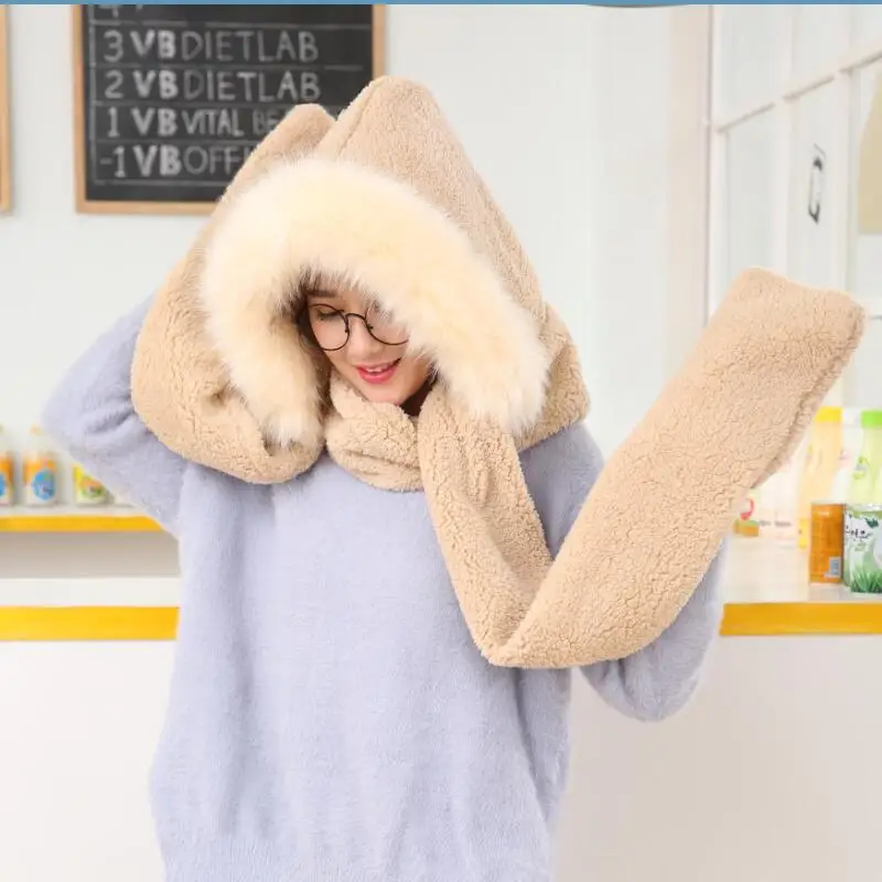 Chapeau double couche en peluche et son écharpe gant