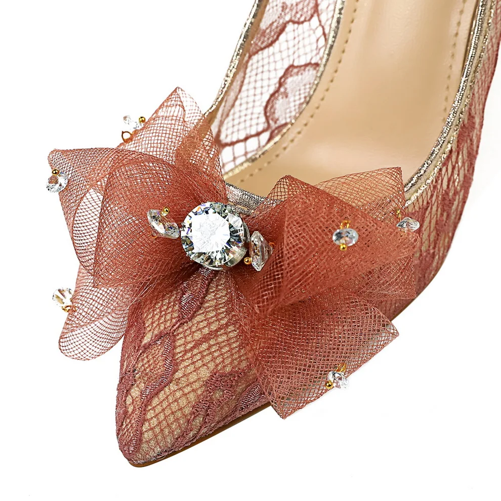 Banquet Maille Profonde Noir lavande Dentelle Femmes Strass Pointu De Chaussures Mariage Robe À Bouche Arc Unique Ajourée Talons Hauts Peu 2019 rouge Haute blanc kaki rose FxIxwPOR