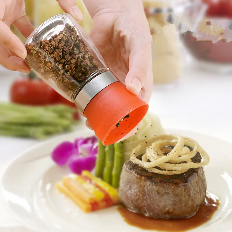 1pc Creative Hand Pepper Grinding Dressing Bottle Salt And Pepper