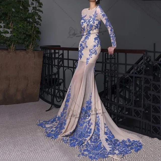 

Dark Gray Formal Dress Beaded Appliques Long Dresses 2018 Dresses Plus Size Gowns Feathers Vestido Robe De Soiree