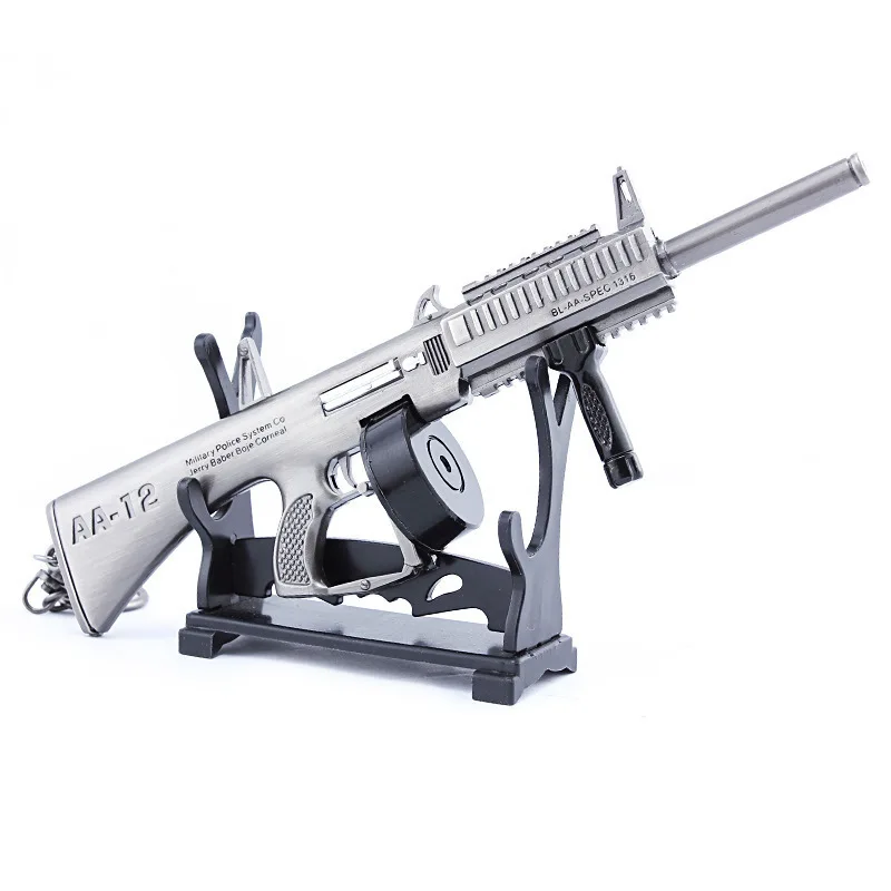 

70s King of close combat automatic machine gun with Cartridge drum as FRAG-12 , 17cm model gun