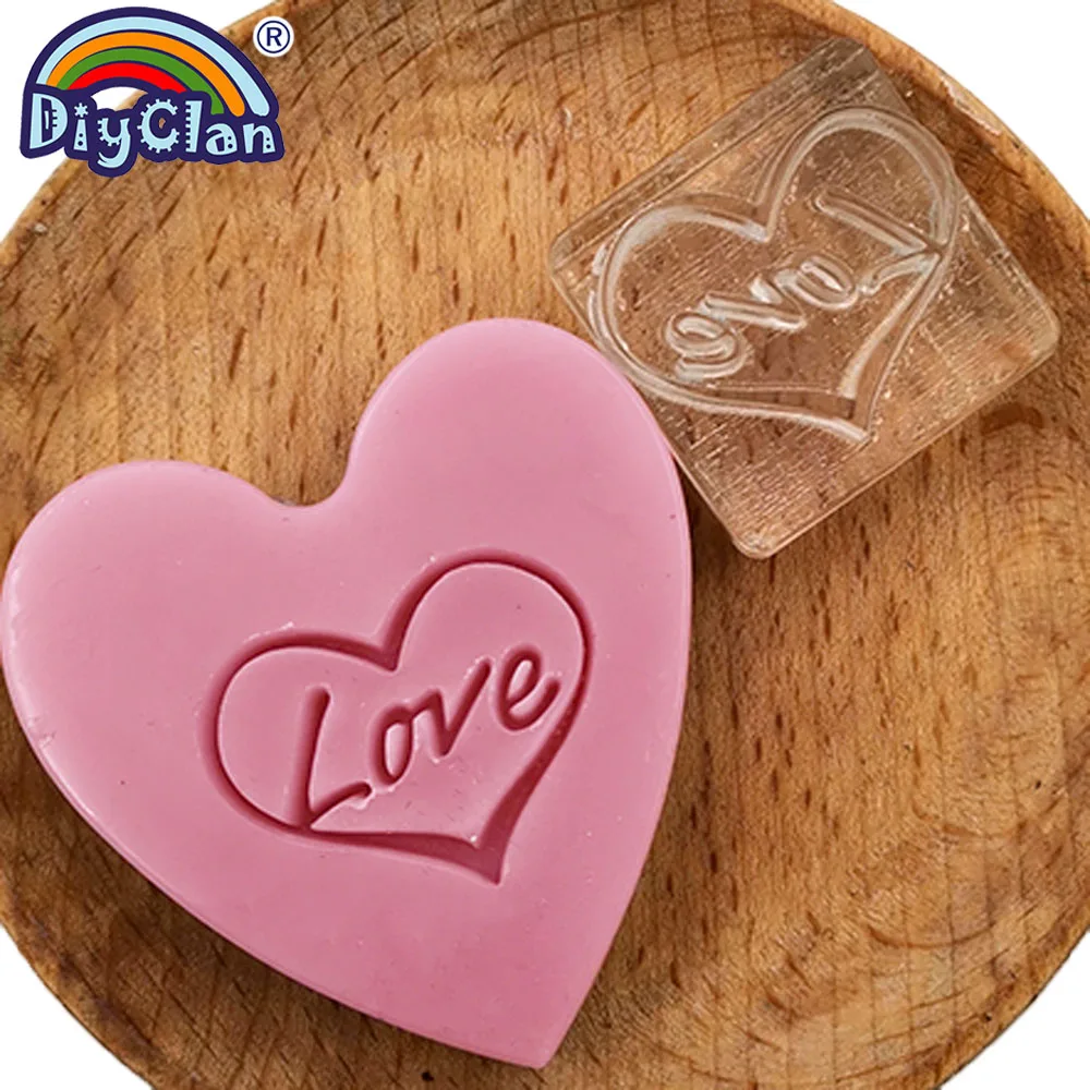

Love Handmade Resin Soap Stamp Heart Pattern Clear Diy Natural Organic Glass Soap Chapter Acrylic Soap Making Seal Custom3Z0297L