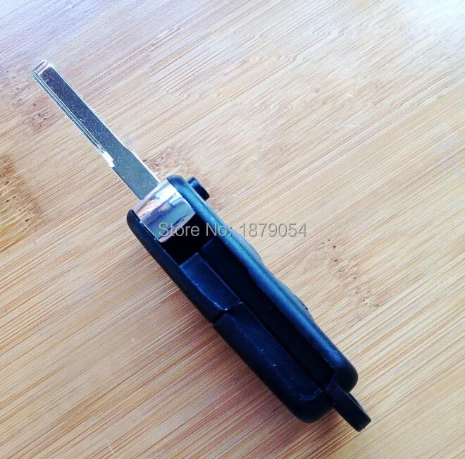 Benz Flip Remote Key Shell 2 1  Buttons HU64(8).jpg