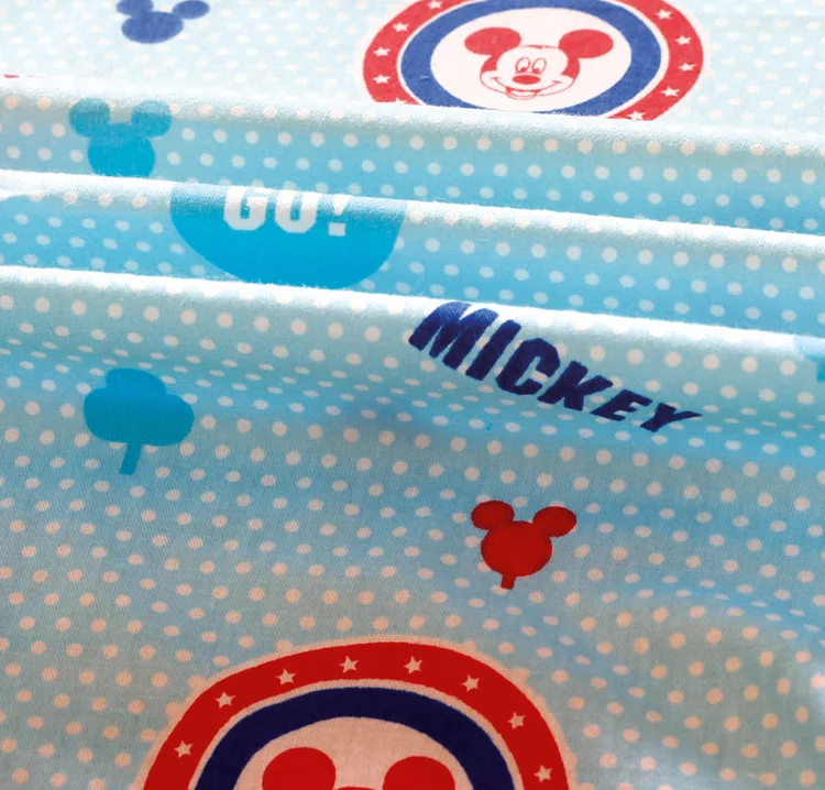 Mickey Mouse bedding set (8)