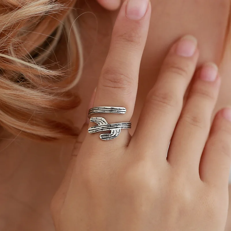 

2018 New Arrival Vintage Women Fashion Jewelry Cacti Tree Open Ring Wholesale Hollow Tree Geometric Finger Cactus Ring