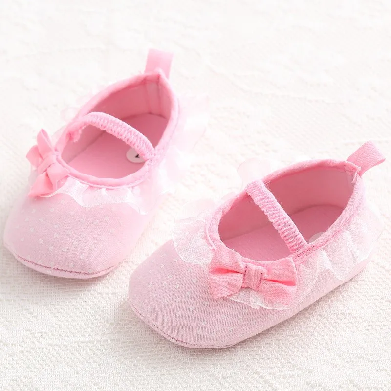 Bow Baby Girl Shoes Pink Lace Heart shaped Bowknot Soft Newborn Shoes
