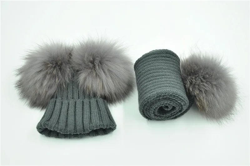 Bonnet et Écharpe Double Pom Pom de fourrure, Bonnets Enfants d'hiver