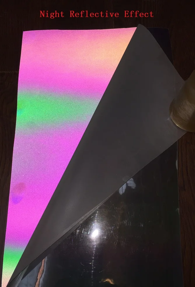 Achat 135 cm * 100 cm Réfléchissant Irisation Coloré Espace PU Tissu En Cuir Nuit Réfléchissant Effet Arc En Ciel