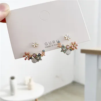 2019 Korean hot fashion jewelry fresh cute hook drop oil flower stud earrings crystal earring for women