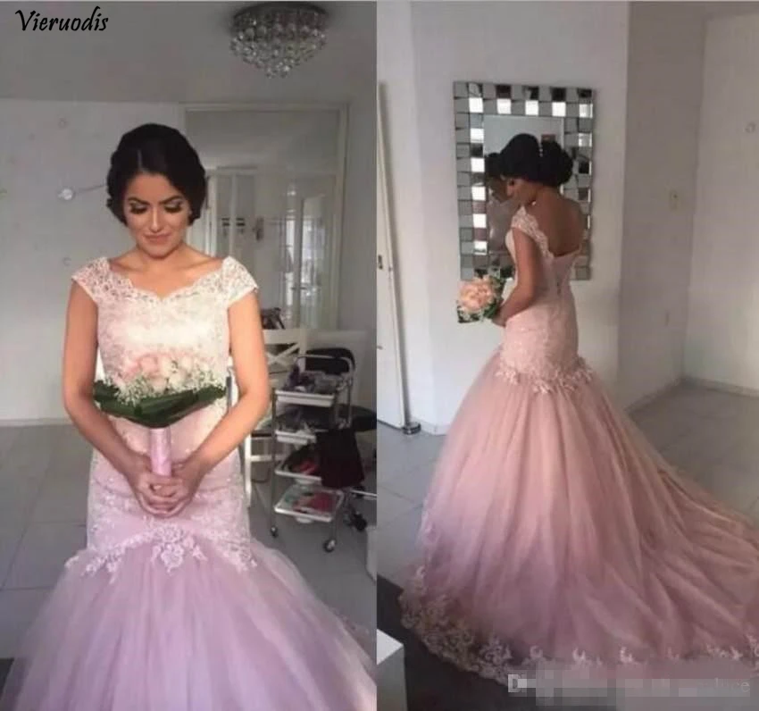 74-1          Sweet Style 2018 Prom Dresses Lace Applique Scoop Sleeveless Tulle Chapel Train Mermaid Formal Evening Dresses Wear Long Party Gown