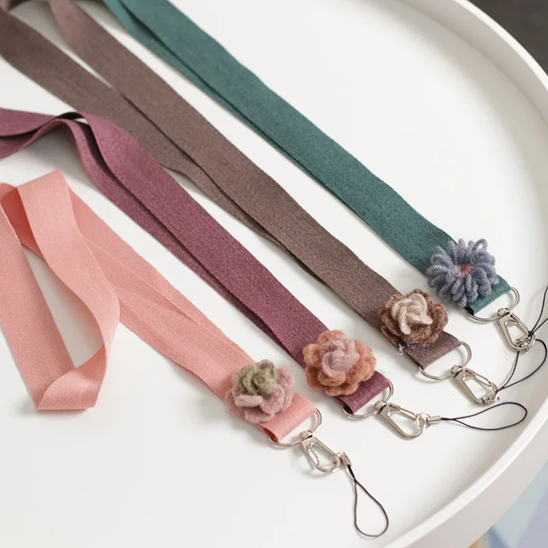 

New Arrival Hot-selling Simple Solid Color Cell Phone Neck Lanyard Neck Straps Lanyards or Smartphone Key ID Card Keychain