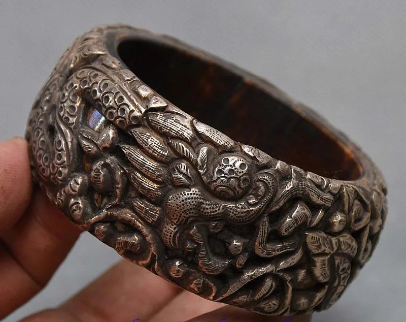 

Tibetan Silver Carved Auspicious Dragon Beast Statue Talisman Bracelet Bangl