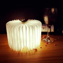 USB Перезаряжаемый светодиодный складной деревянный, в форме книги Настольный лампа, Ночник свет книга свет прикроватный стол украшения ночник Настенный светильник
